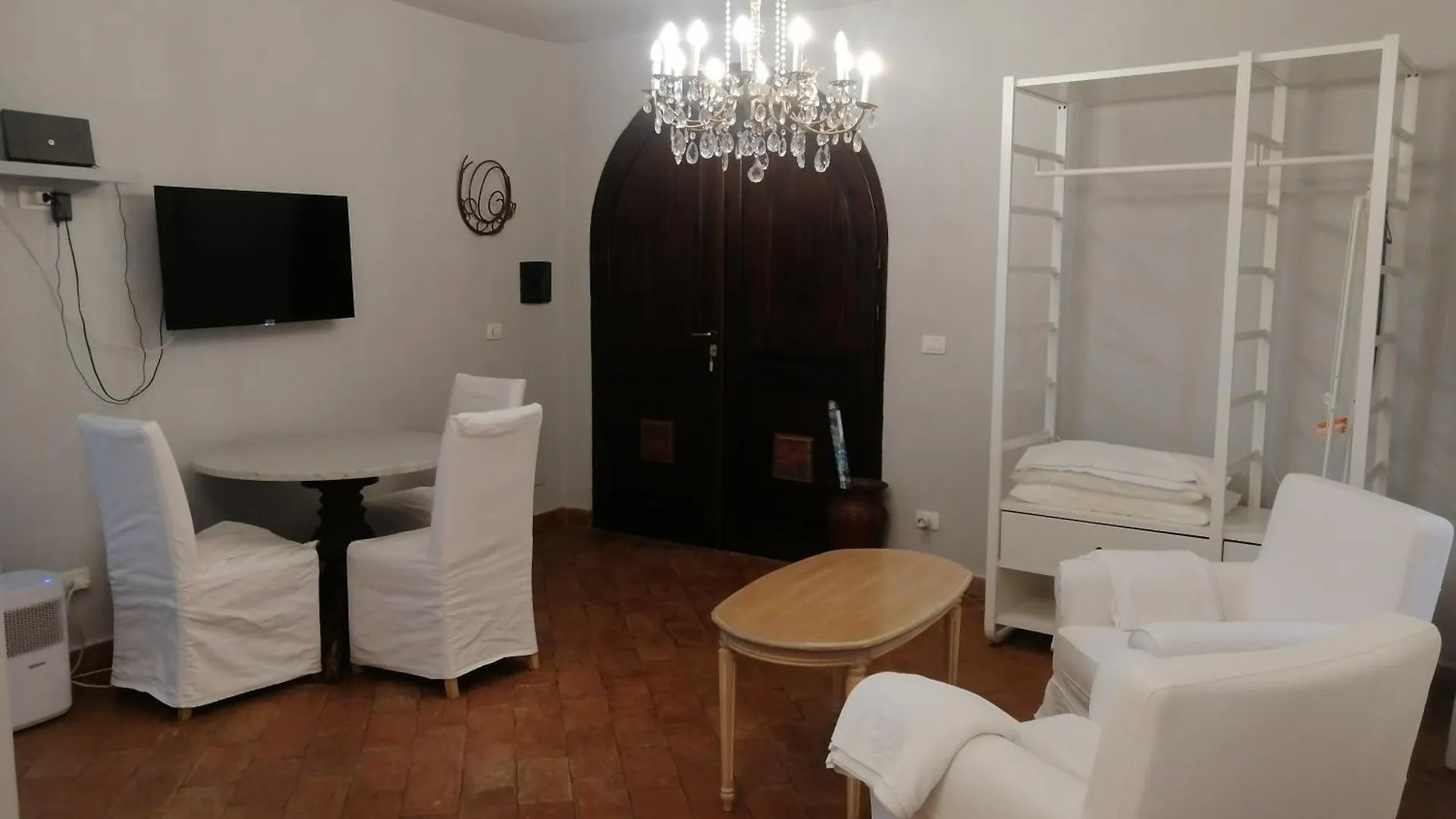 Apartment Suite 